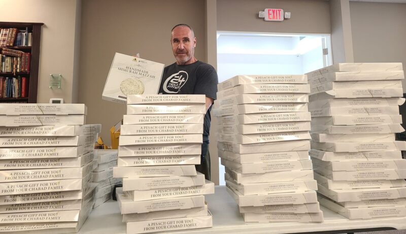 Chabad Jewish Center Distributes Free Matzah and Invites Community to a Passover Seder