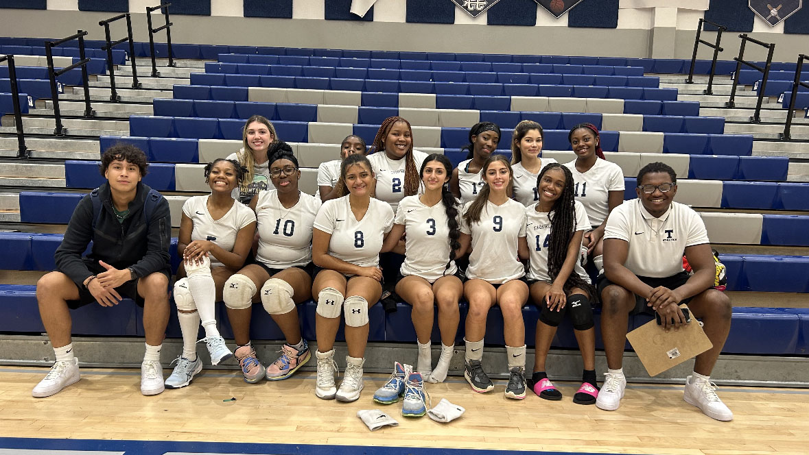 J.P. Taravella Girls Volleyball Off to Best Start in 11 Years