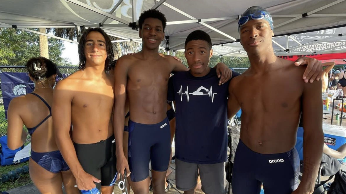 TS Aquatics Swimmers Shine in Postseason Competitions