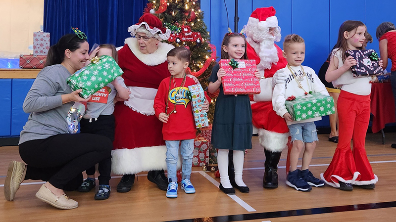 Register Now for the Santa Brunch with The Women's Club of Coconut Creek