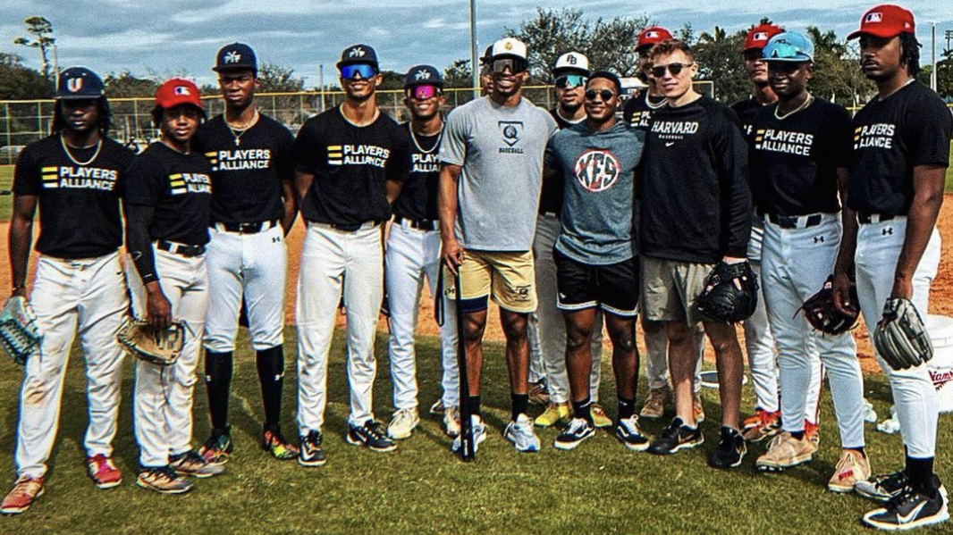 Alumnus Xavier Edwards Holds 6th Annual Baseball Camp at North Broward Prep