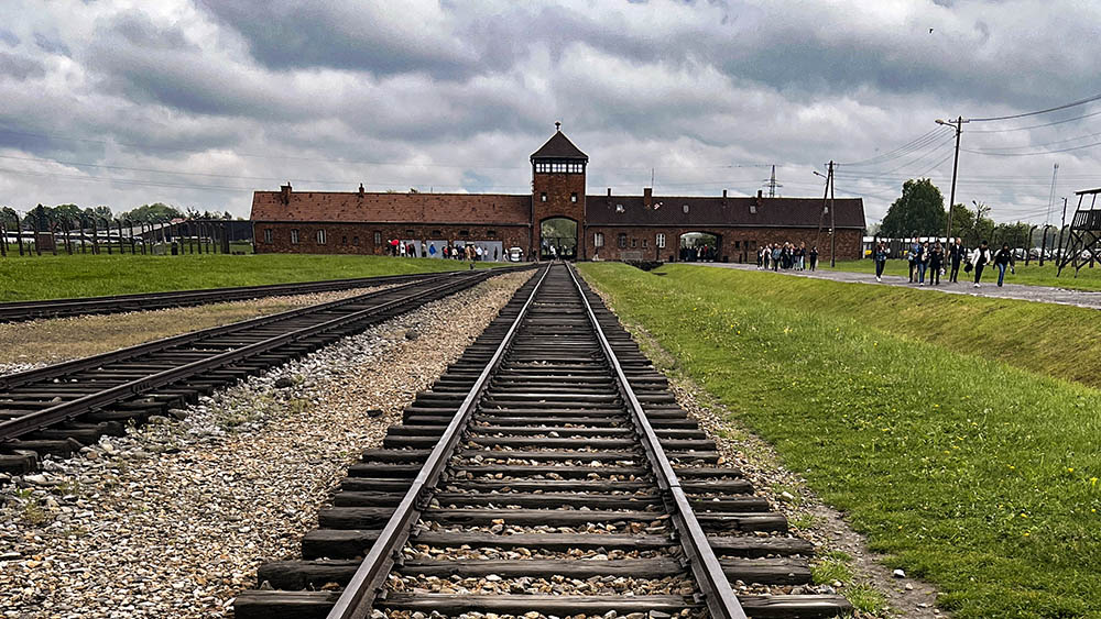 oconut Creek Hosts an Evening with Holocaust Survivors on Jan. 23