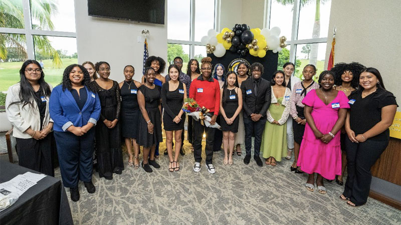 23 Students Awarded MLK Scholarships in Coral Springs