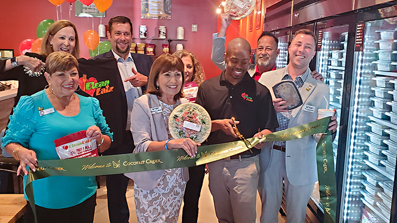 Chamber Holds Ribbon Cutting Event for Clean Eatz Café