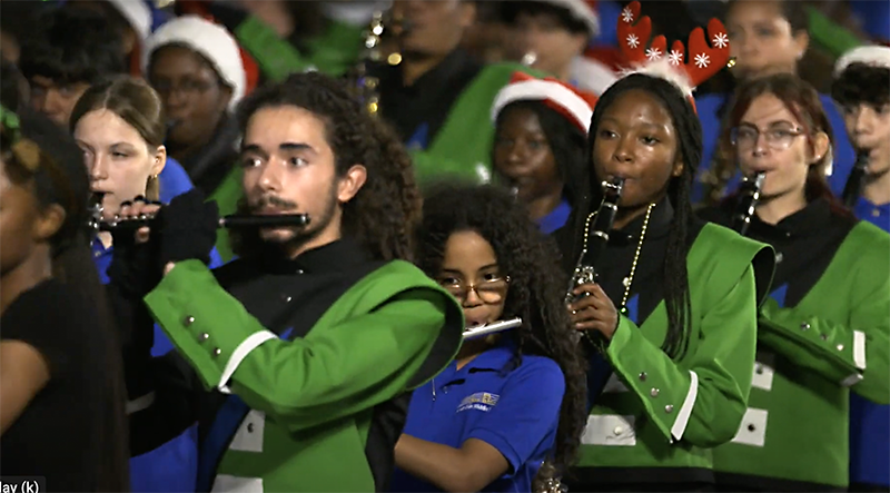 Coral Springs Celebrates Holiday Spirit with Magical Parade of Memories