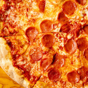 Spirit Airlines Shutdown Spurs Free Pizza Offer for Employees at Sawgrass Restaurant
